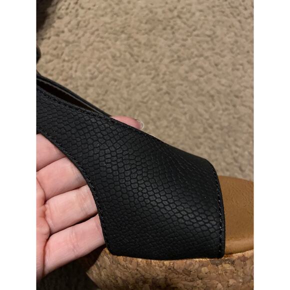 Women's Blowfish platform Sandals size 6 - Picture 6 of 6